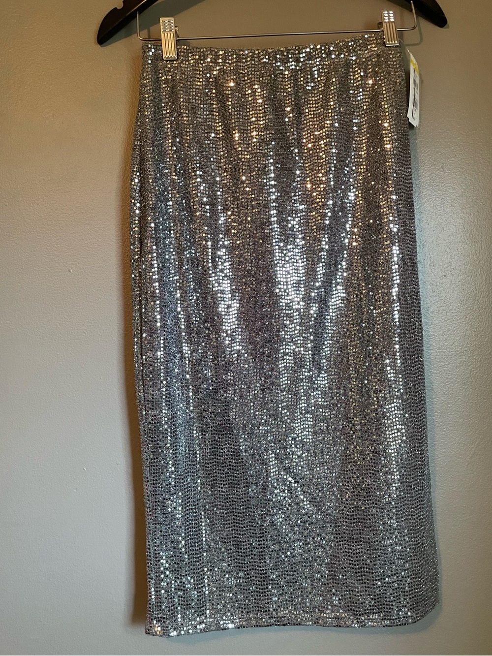 New Bebe Sz XS Women’s Midi Pull On Stretch Glam Sequin Disco Skirt Ret $99!